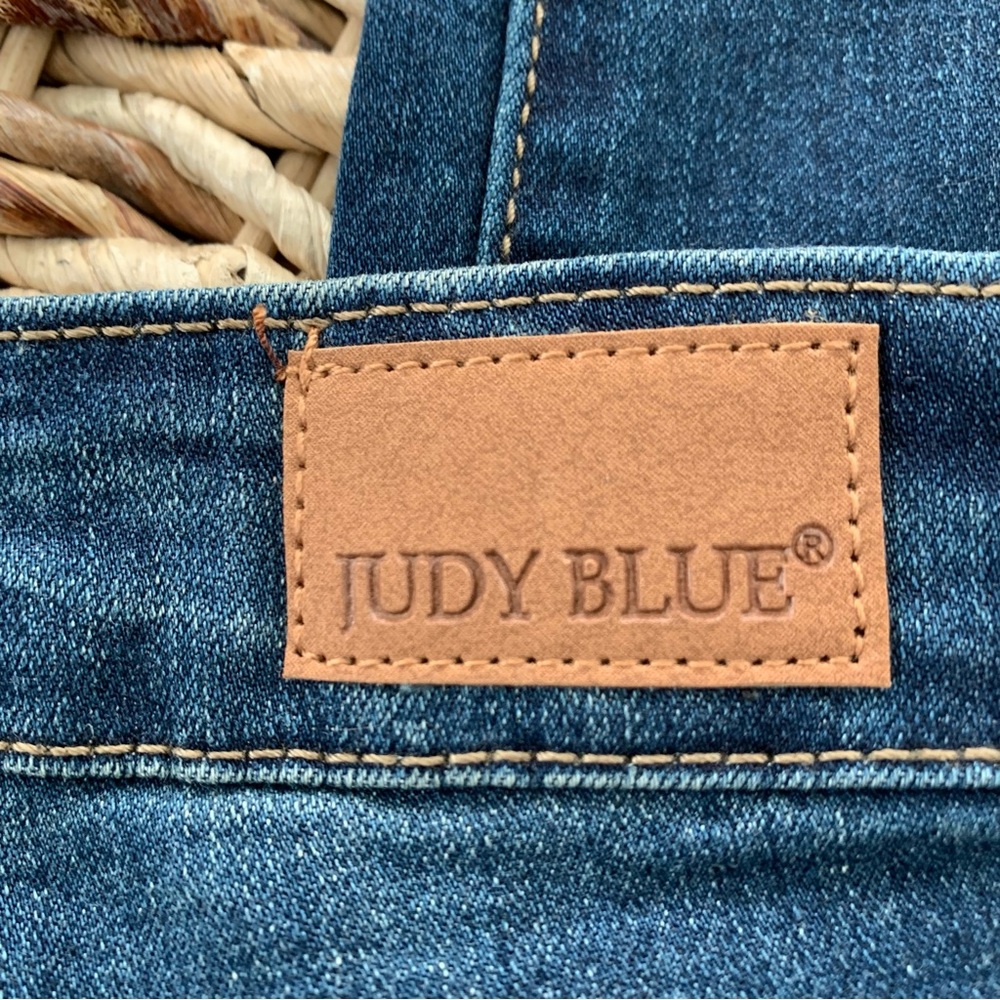 Judy Blue Crop Flare Flounce Hem Jean - Picture 11 of 13